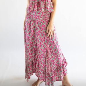 NWOT NATURAL LIFE  Floral Skirt in Pink and Green